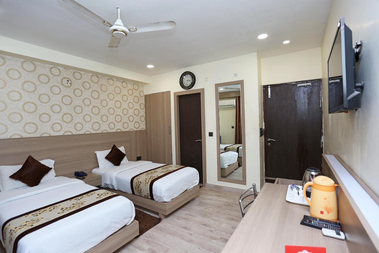 Capital O 5663 Gs Inn Chinhat المظهر الخارجي الصورة