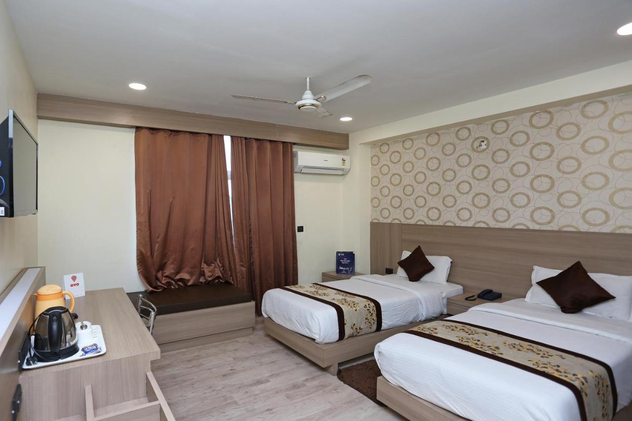Capital O 5663 Gs Inn Chinhat المظهر الخارجي الصورة